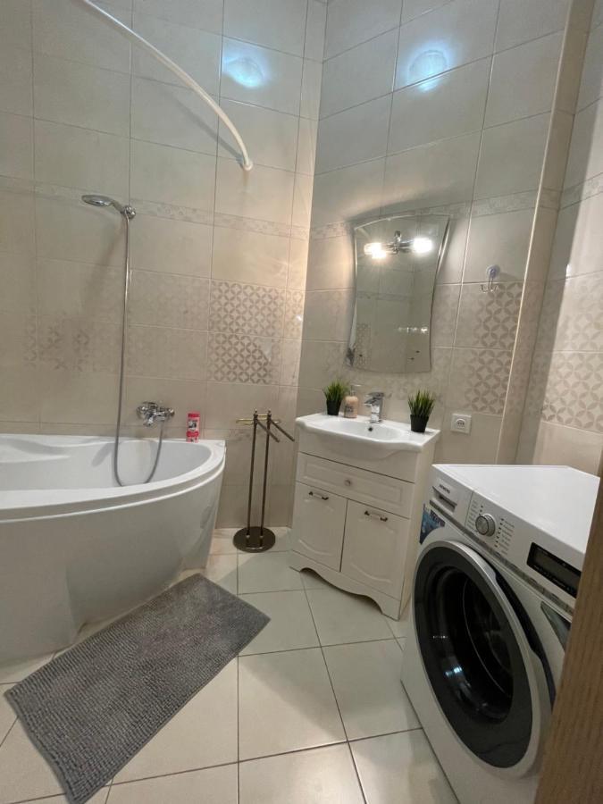 3 Rooms Apartments In The City Centr Leopoli Esterno foto