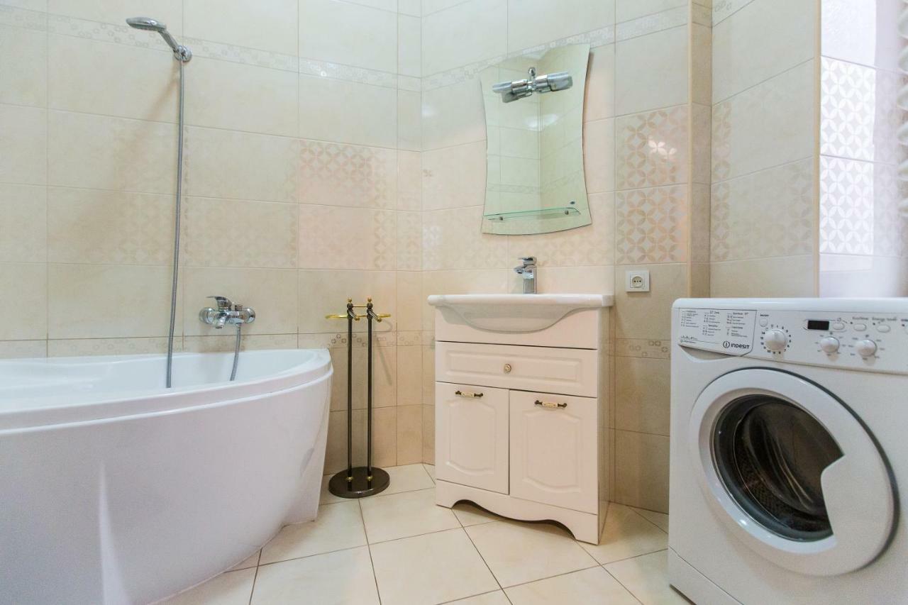 3 Rooms Apartments In The City Centr Leopoli Esterno foto