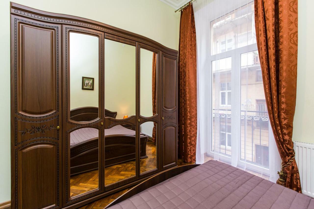 3 Rooms Apartments In The City Centr Leopoli Esterno foto