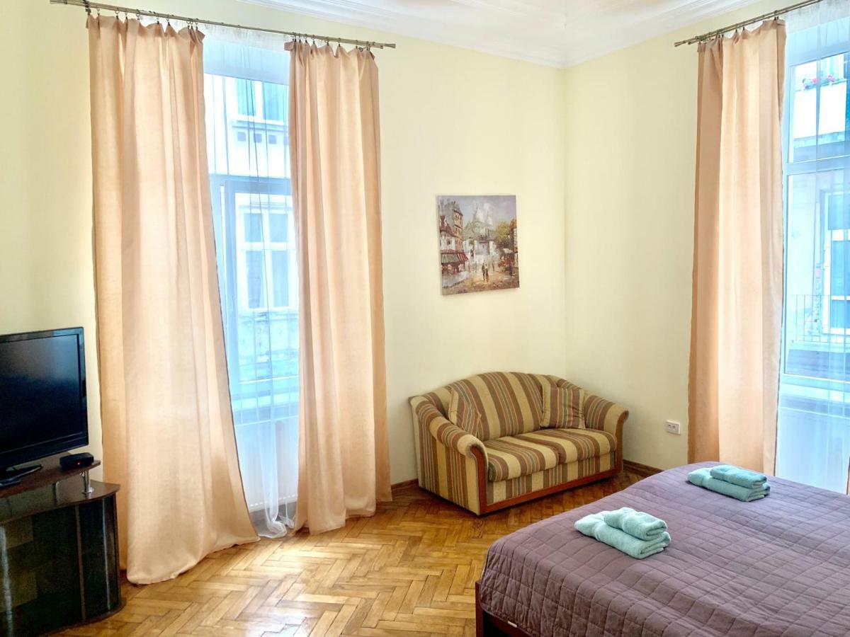 3 Rooms Apartments In The City Centr Leopoli Esterno foto